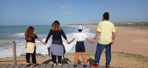 Una nueva oportunidad de compartir un verano en familia para menores tutelados en Andalucía.